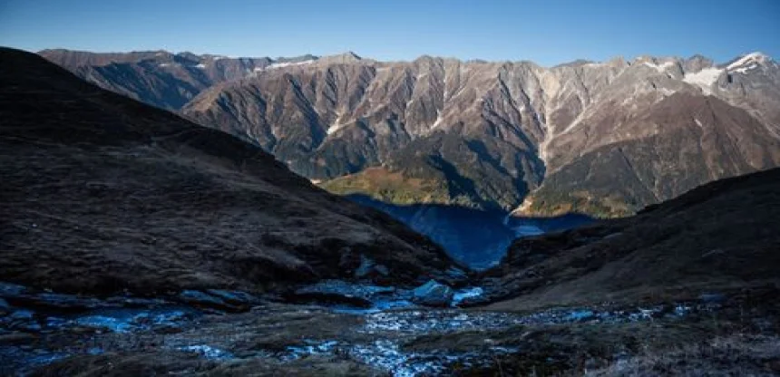 Lakes, Wilderness & Capital Tour