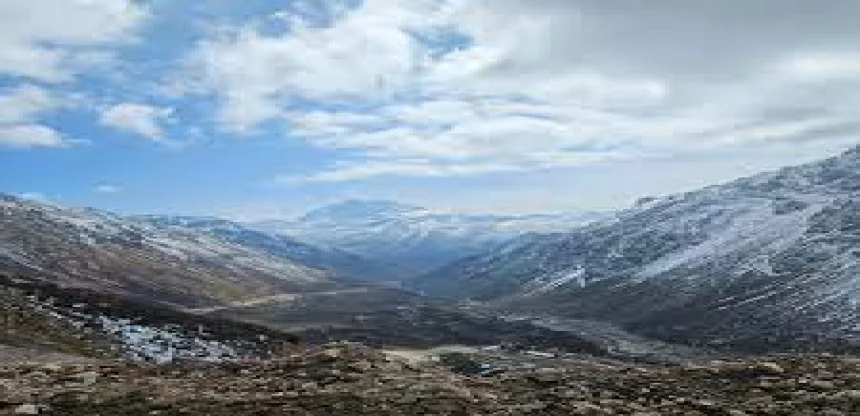 Lakes, Wilderness & Capital Tour