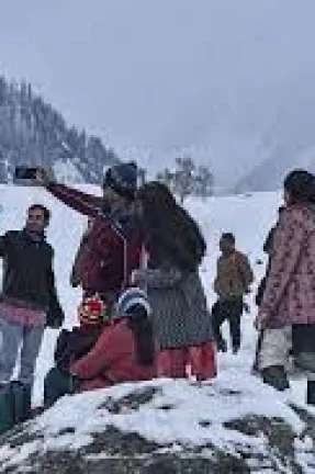 Snow Valley Kashmir