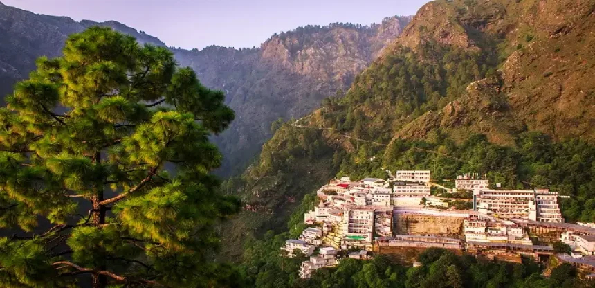 Vaishno Devi Tour with Tranquil Kashmir